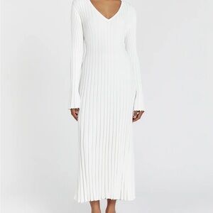 DISSH REIGN WHITE SLEEVED KNIT MIDI DRESS